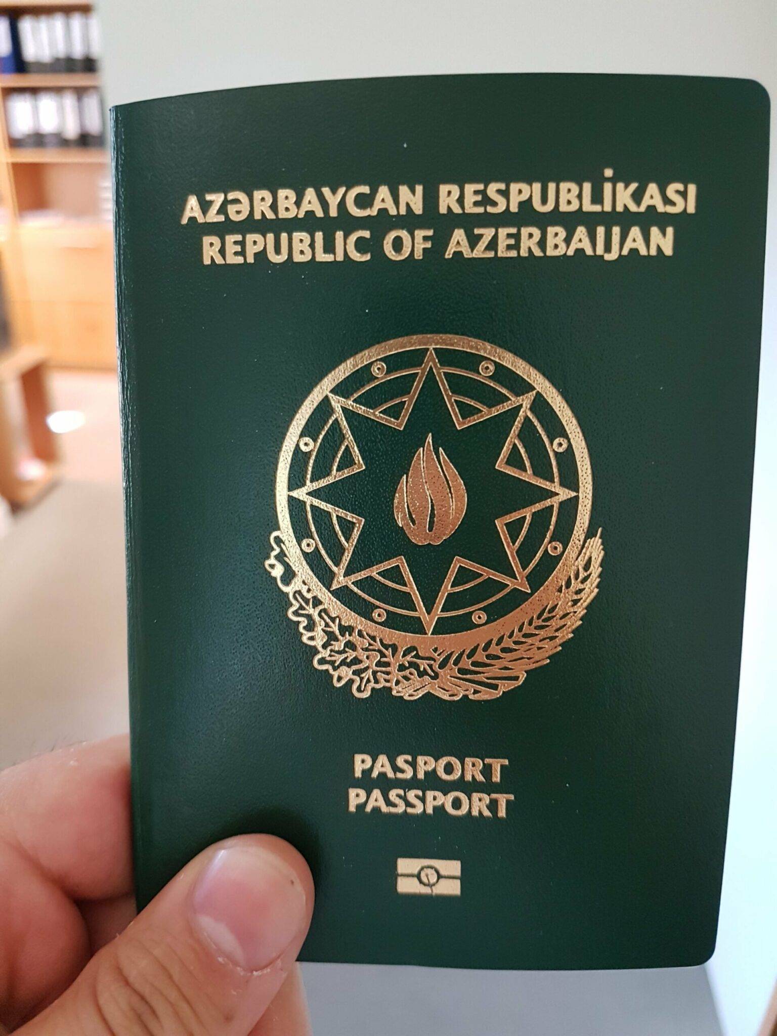 Almaniyada doğulan Azərbaycan vətəndaşlarının ümumvətəndaş pasportun rəsmiləşdirilməsi