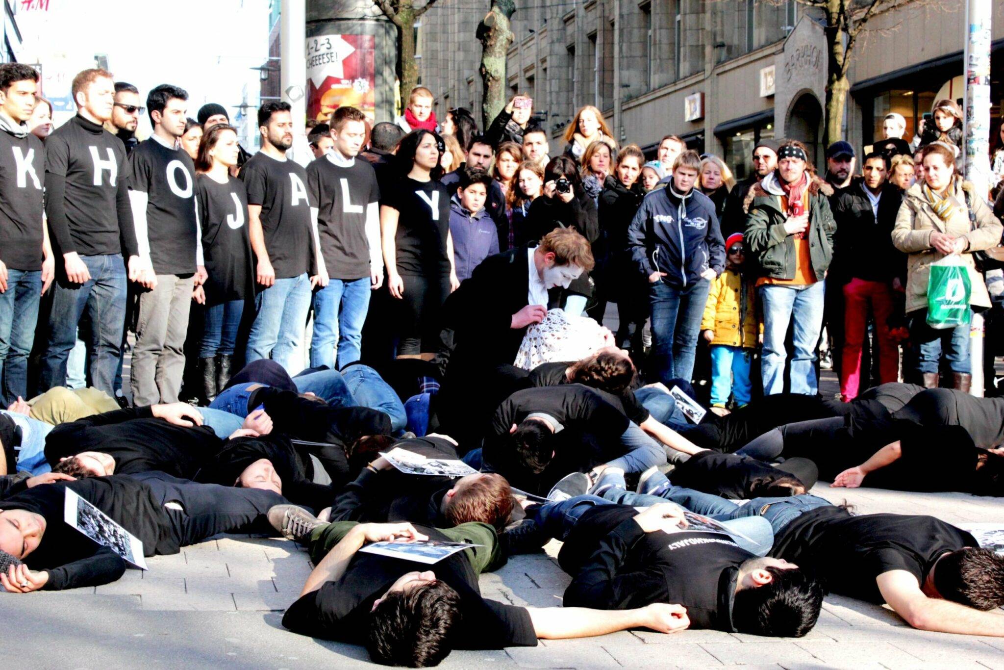 Massaker von Chodschali — Flashmob in Hamburg