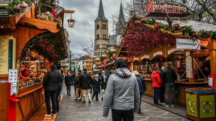 Weihnachtsmarkt Bonn 2021 — FOTOS