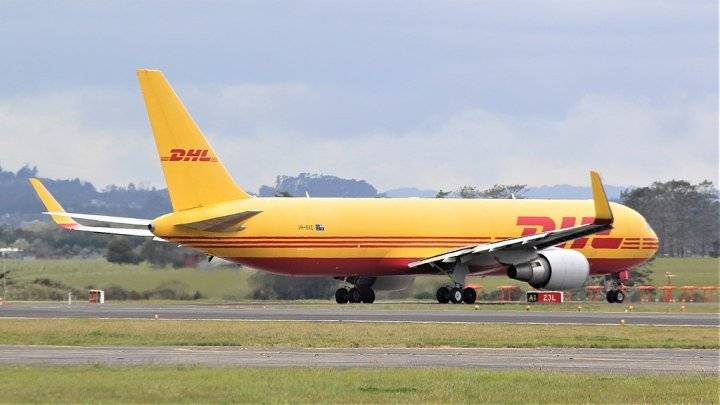1024px-DHL_Tasman_Cargo_Airlines_767-300F_AKL